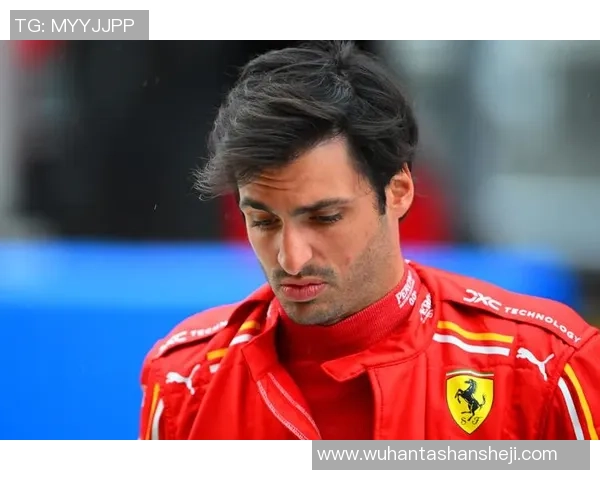 17岁足球新星横空出世用速度与天赋改写绿茵场传奇故事