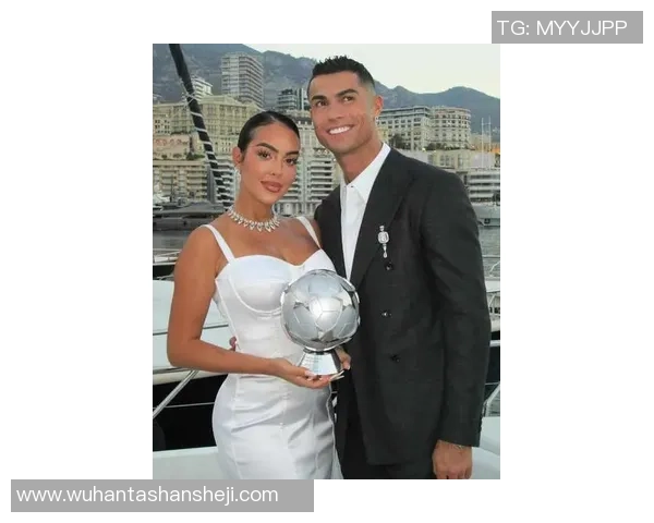 2025年全球足球球星身价排行榜分析:谁才是最具市场价值的超级巨星 2025年全球足球球星身价排行榜分析:谁才是最具市场价值的超级巨星