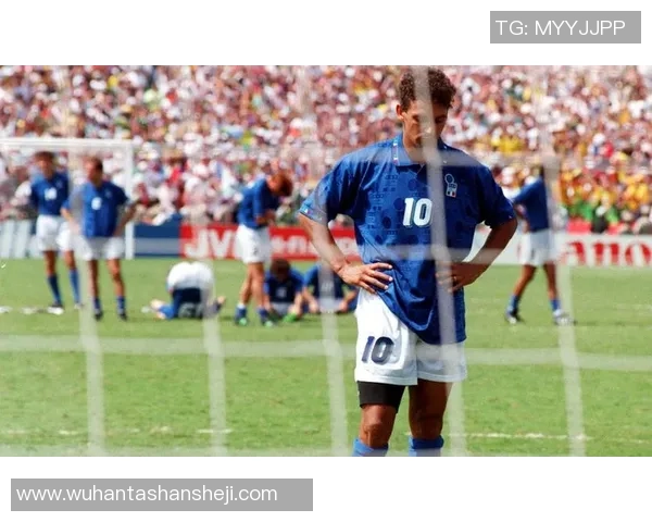 2025年足球第十位球星排名揭晓 谁是当今足坛最具影响力的第十位巨星