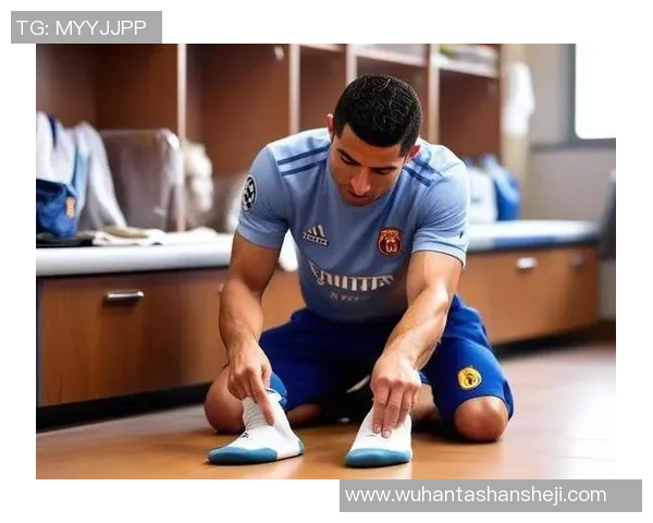 不系鞋带的足球球星揭秘：他为何如此与众不同以及背后的故事